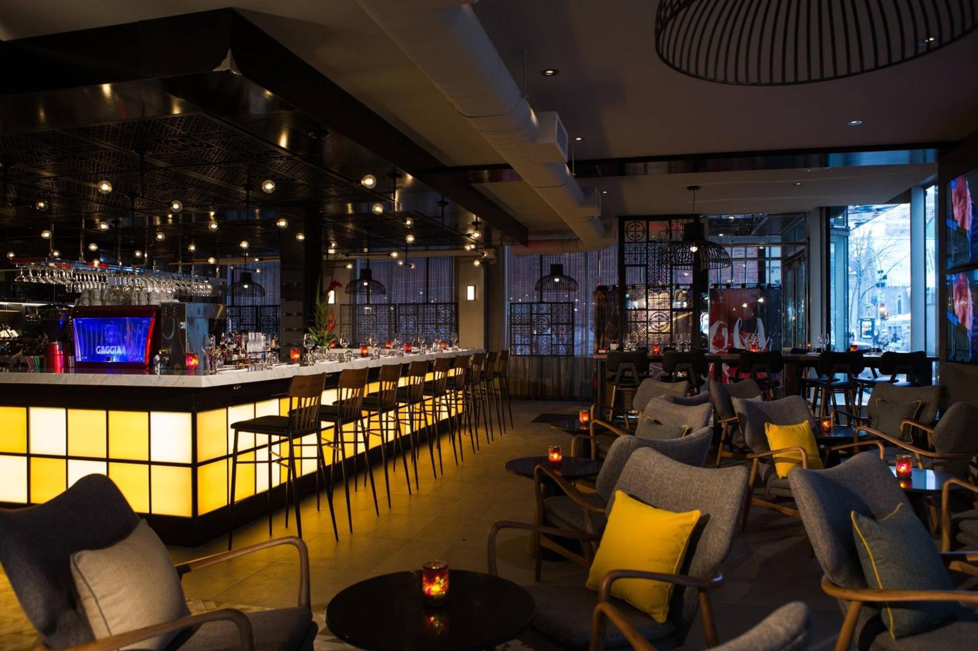Renaissance Montreal Downtown Hotel Bagian luar foto