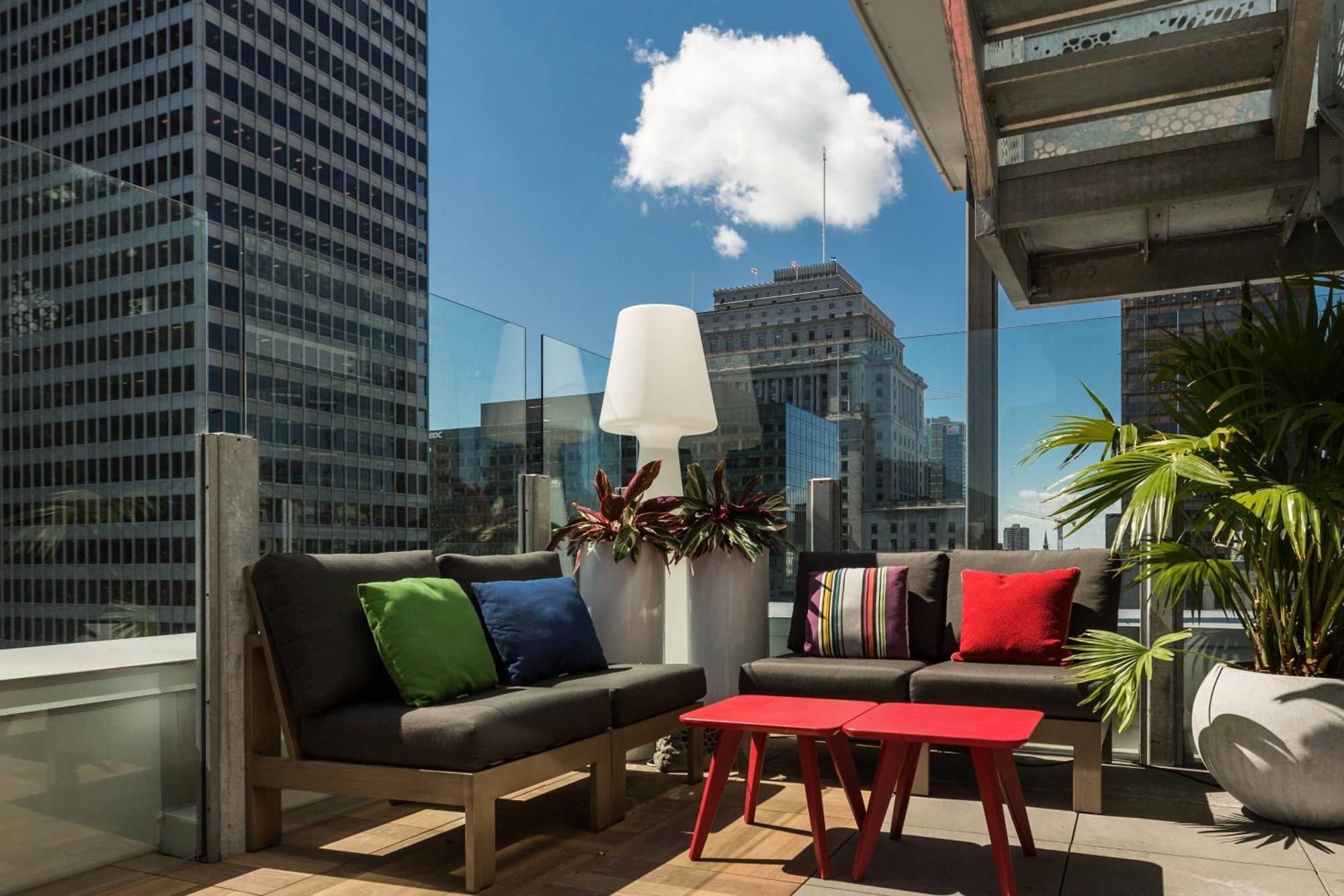 Renaissance Montreal Downtown Hotel Bagian luar foto